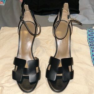 Hermes shoes size 35